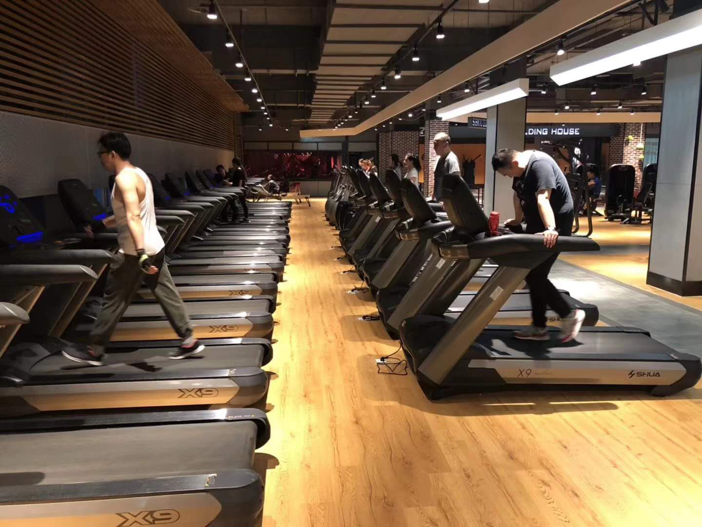 mk体育智能健身器材